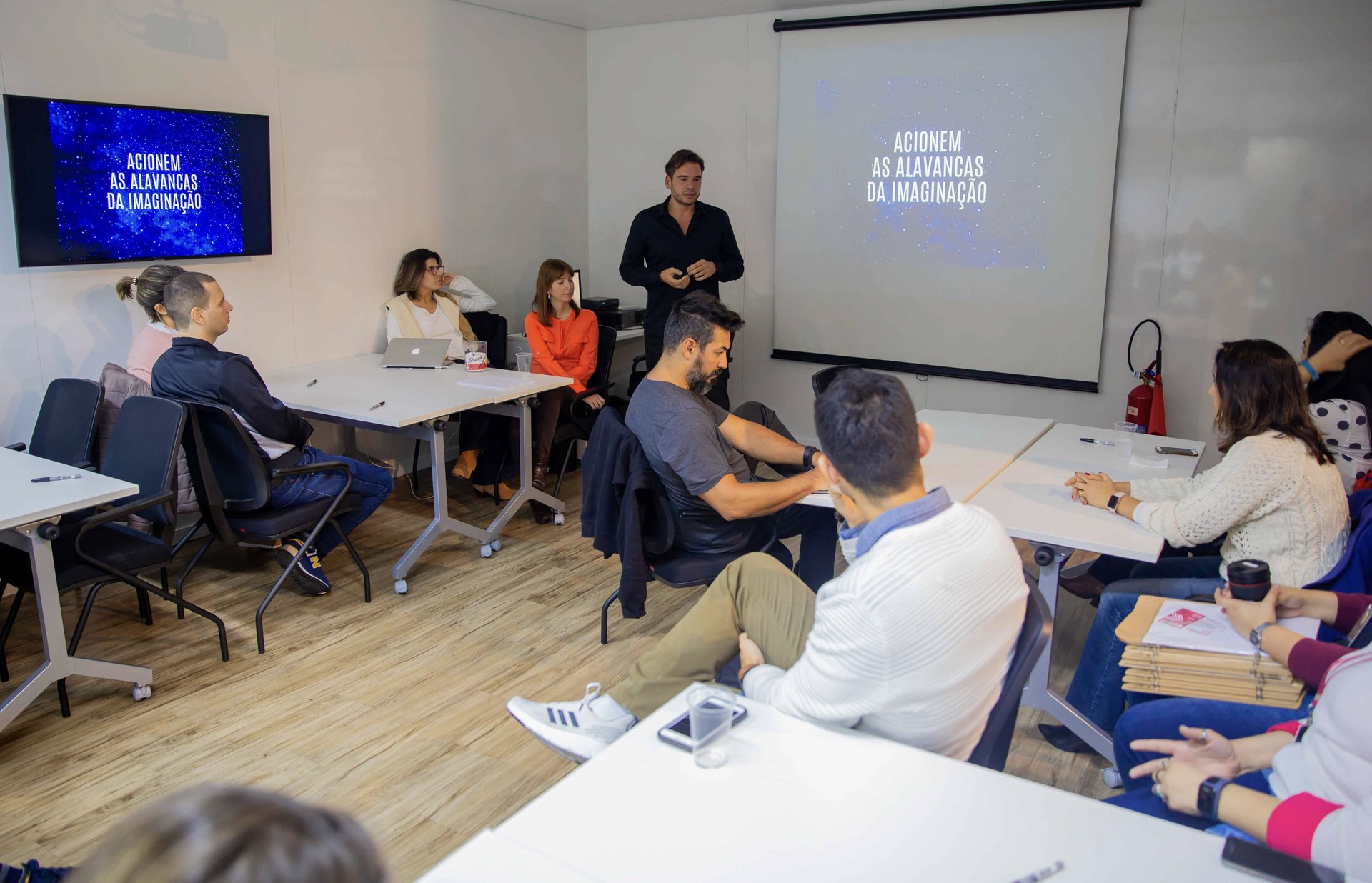 Your Sales Presentation Does Not Close. VibeStorytelling Closes the Narrative Gap.