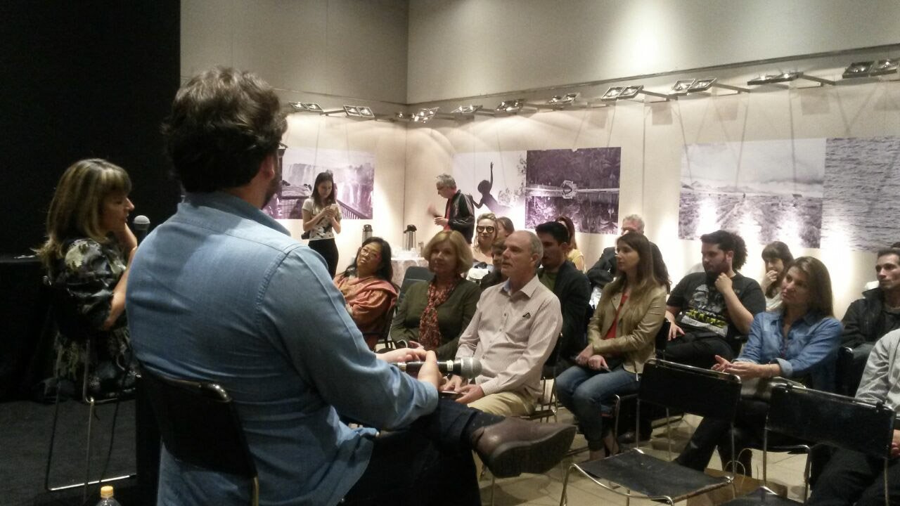 Fernando Palacios during an interactive presentation session