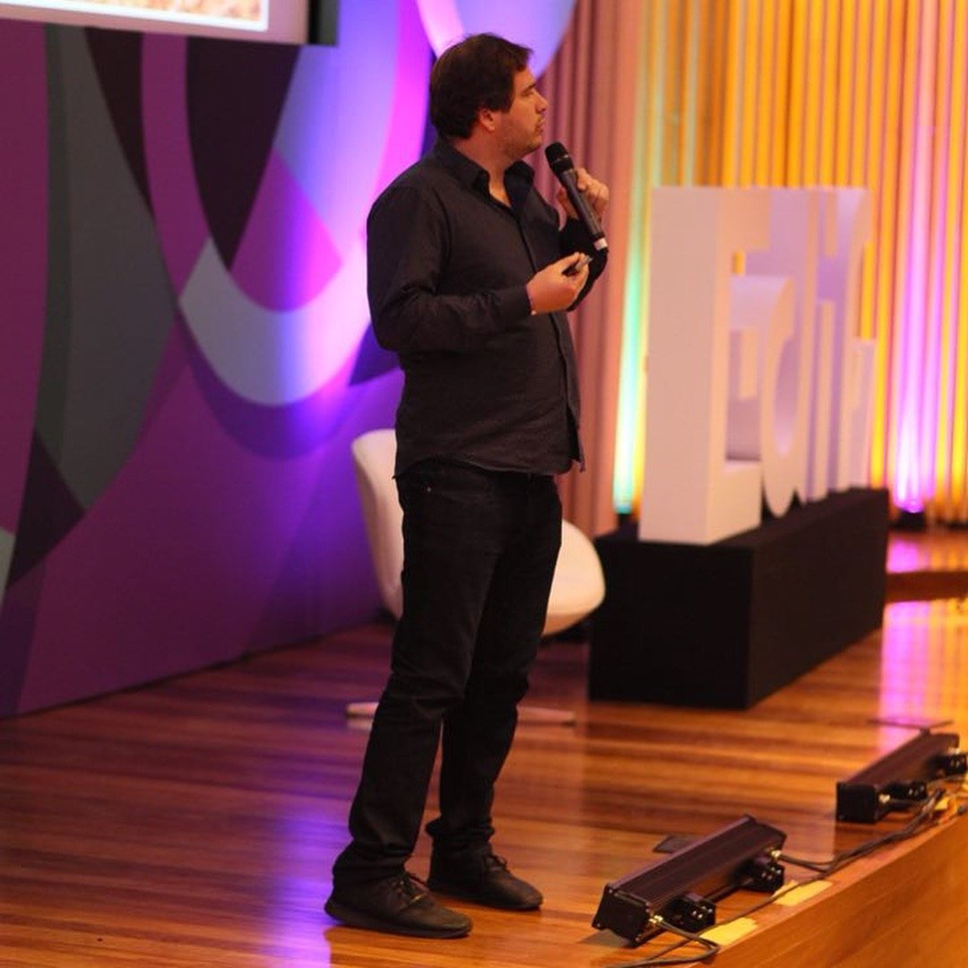 Fernando Palacios: Grandson of Alfredo Palacios, Creator of O Vigilante Rodoviario